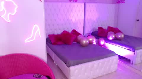 Paulette online show from July 26, 2026, 4:20 am