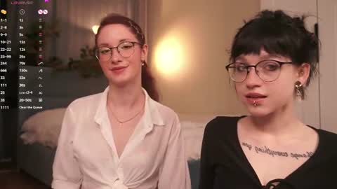 Kiki online show from June 22, 2026, 8:17 pm
