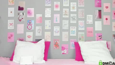 Snapshot of little_radiant_sun chatting on February 25, 2025, 9:42 am Kriss online show from February 25, 2025, 9:42 am