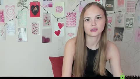 Snapshot of little_radiant_sun chatting on September 30, 2025, 10:31 am Kriss online show from September 30, 2025, 10:31 am