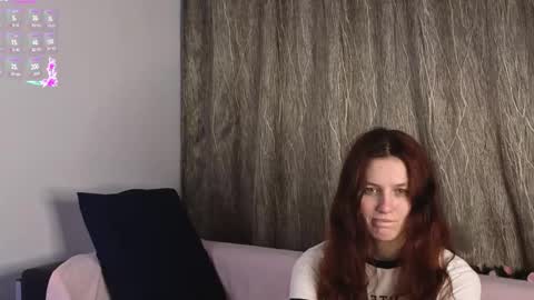 Snapshot of little_red_rosy chatting on November 30, 2025, 4:38 am Rosy online show from November 30, 2025, 4:38 am