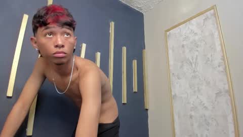 Snapshot of little_twink19x chatting on February 19, 2026, 8:27 pm JESSAR online show from February 19, 2026, 8:27 pm