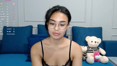 Snapshot of little_v1rgin_angel chatting on September 24, 2025, 1:25 pm Kwan online show from September 24, 2025, 1:25 pm