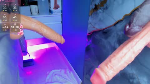 Snapshot of little_valentinaa chatting on March 27, 2026, 11:26 pm little_valentinaa online show from March 27, 2026, 11:26 pm