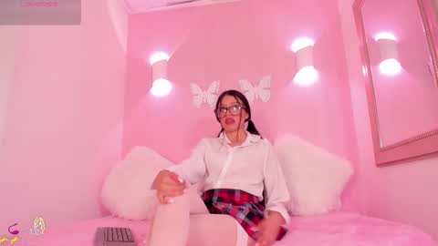 Ari online show from March 6, 2025, 6:59 pm