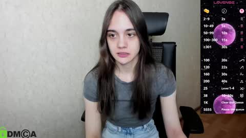 Snapshot of littleashleyy chatting on April 18, 2026, 6:12 pm littleashleyy online show from April 18, 2026, 6:12 pm