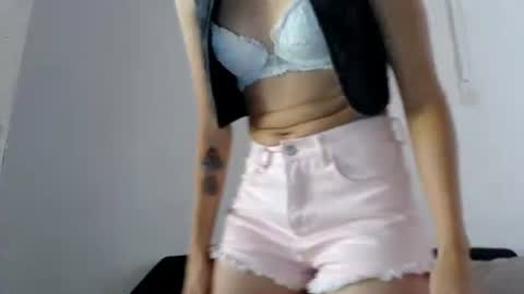 Snapshot of littlebell44 chatting on June 11, 2026, 2:48 pm sofia online show from June 11, 2026, 2:48 pm
