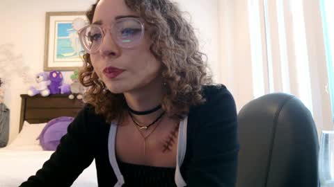 littledeathtrap online show from March 31, 2026, 7:47 pm