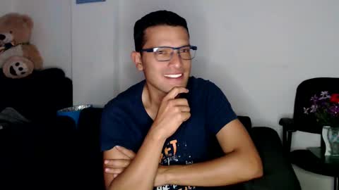 Snapshot of littledicklatin chatting on December 10, 2024, 4:02 am Manu online show from December 10, 2024, 4:02 am