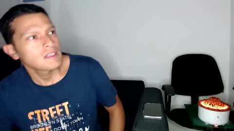 Snapshot of littledicklatin chatting on February 16, 2025, 3:04 am Manu online show from February 16, 2025, 3:04 am