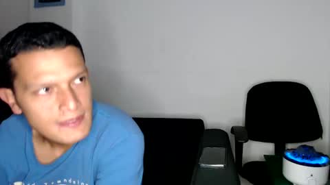 Snapshot of littledicklatin chatting on February 18, 2025, 2:59 am Manu online show from February 18, 2025, 2:59 am