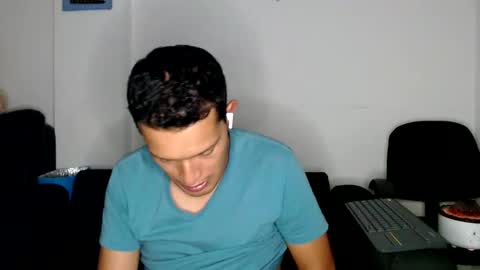 Snapshot of littledicklatin chatting on February 27, 2025, 3:36 am Manu online show from February 27, 2025, 3:36 am