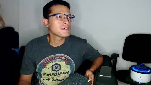 Snapshot of littledicklatin chatting on March 4, 2025, 3:44 am Manu online show from March 4, 2025, 3:44 am