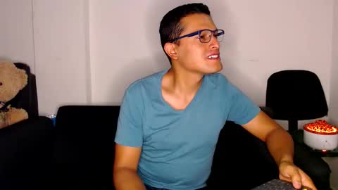 Snapshot of littledicklatin chatting on September 29, 2025, 3:00 am Manu online show from September 29, 2025, 3:00 am