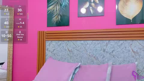 Snapshot of littlee_emilyy_ chatting on May 12, 2026, 12:46 pm Emily online show from May 12, 2026, 12:46 pm
