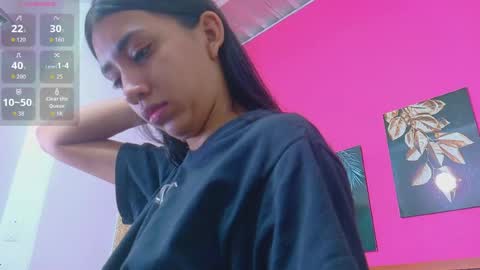 Snapshot of littlee_emilyy_ chatting on May 26, 2026, 12:56 pm Emily online show from May 26, 2026, 12:56 pm