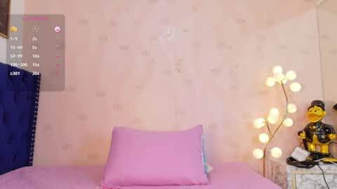 Tania  online show from March 5, 2026, 8:05 pm