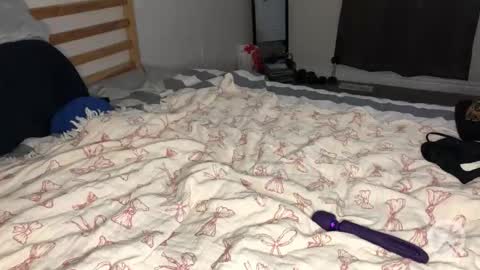 littlesissygirl online show from December 14, 2025, 8:13 pm