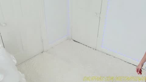 Snapshot of littlegreekflower chatting on February 16, 2025, 2:54 pm Audra A online show from February 16, 2025, 2:54 pm