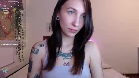 babywillsmile online show from March 6, 2026, 9:33 pm