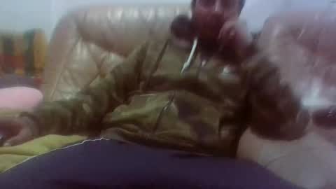 littlekiki online show from December 20, 2025, 8:16 pm