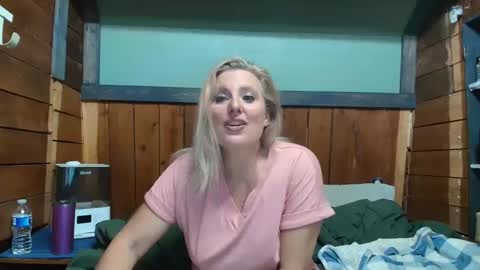 lisanixs online show from March 1, 2026, 11:51 pm