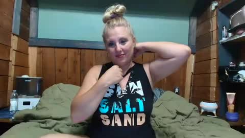 lisanixs online show from July 6, 2026, 1:46 am
