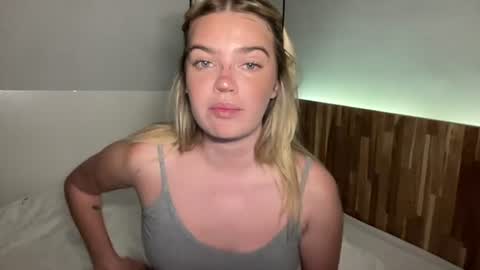 Marciabrady online show from June 16, 2026, 3:20 am
