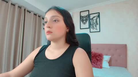 Snapshot of littlemolly_pregnant chatting on June 26, 2026, 10:58 pm Sarahs Room online show from June 26, 2026, 10:58 pm