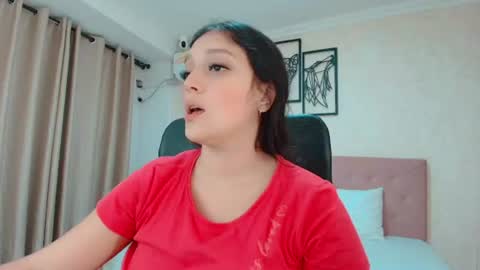Snapshot of littlemolly_pregnant chatting on July 4, 2026, 8:59 pm Sarahs Room online show from July 4, 2026, 8:59 pm