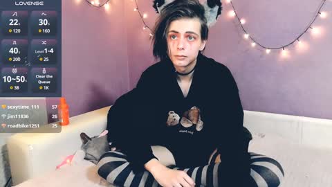 Felix online show from February 1, 2025, 10:23 pm