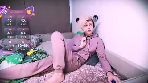 Felix online show from July 28, 2026, 3:35 am