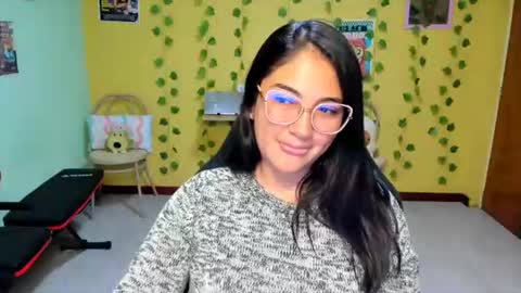 Mia  Wednesday to Sunday 730 am to 1030 am Colombian Hour D online show from July 27, 2026, 2:18 am