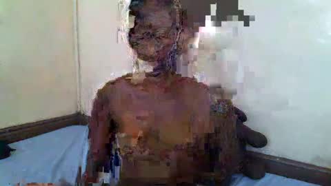 littlesandie online show from February 10, 2025, 7:47 am