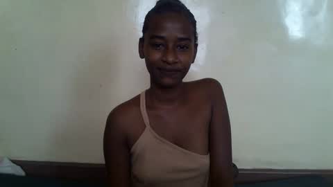 littlesandie online show from March 10, 2025, 5:54 am