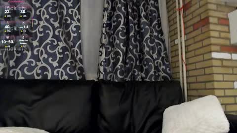 LITTLE SEXY RUBY online show from October 19, 2025, 8:42 pm