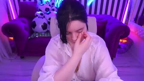 Snapshot of littleshyy chatting on July 7, 2026, 12:31 pm Masha online show from July 7, 2026, 12:31 pm