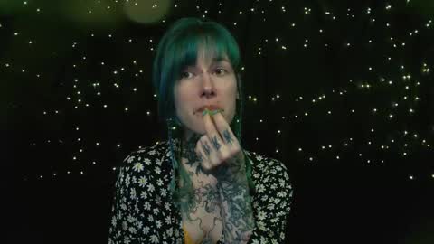 Niki  free tg channel with some photos gifs and info about streams  online show from November 10, 2025, 11:20 am