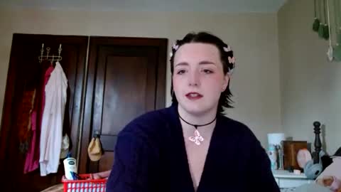 Kori online show from April 1, 2026, 5:32 pm