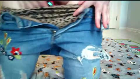 Snapshot of littlesubgirl_ chatting on June 9, 2026, 1:34 pm Your Nicole if you want pvt with me tip 150 tkn extra and we go....... online show from June 9, 2026, 1:34 pm