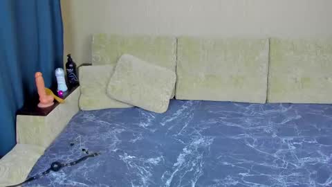 Michelle and James  offline menu in bio Dont forget thumb up for us   online show from February 9, 2025, 2:07 pm