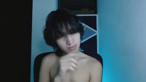 Snapshot of littlextrem chatting on June 9, 2026, 3:29 am Eros online show from June 9, 2026, 3:29 am