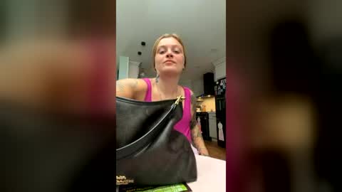 Nina online show from July 20, 2026, 11:01 am
