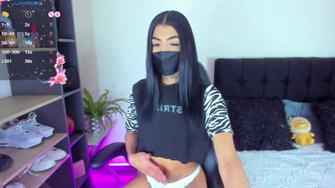 Snapshot of litz_81 chatting on December 10, 2024, 1:00 am litz_81 online show from December 10, 2024, 1:00 am