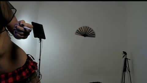Snapshot of liu_mystik chatting on June 3, 2026, 7:11 am Liu help me to reach 100 thumps up daddy online show from June 3, 2026, 7:11 am