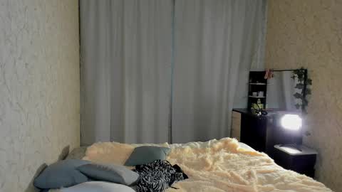Snapshot of liv_love_ chatting on January 25, 2025, 7:38 am Olivia online show from January 25, 2025, 7:38 am