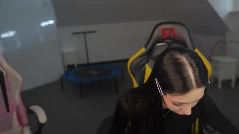 Sheryl online show from March 29, 2026, 10:26 am