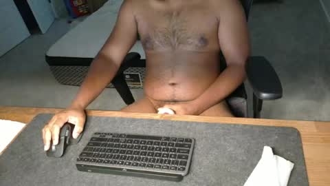 Snapshot of livetribber chatting on June 22, 2026, 12:35 pm livetribber online show from June 22, 2026, 12:35 pm