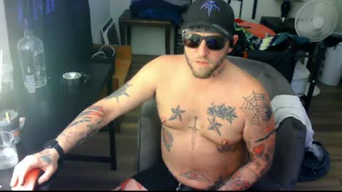 livingpuddle online show from May 27, 2026, 10:51 pm