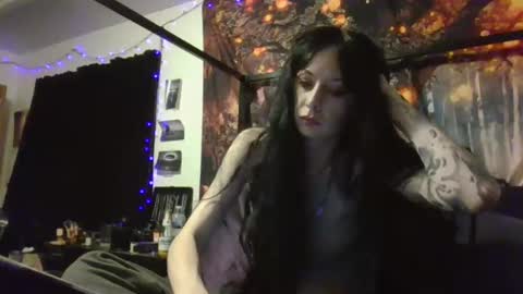 Snapshot of livmirage chatting on February 26, 2025, 4:25 am Liv Mirage online show from February 26, 2025, 4:25 am